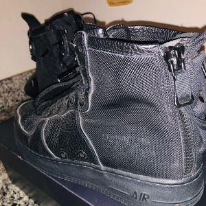 SF AF1 MID